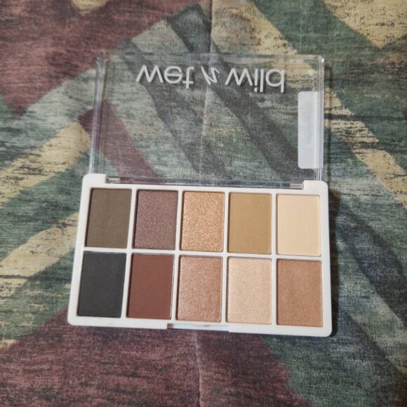 💕 Wet n Wild Color Icon — Bundle of 4 Palettes (New + Lightly Swatched) 💕 - Picture 4 of 6